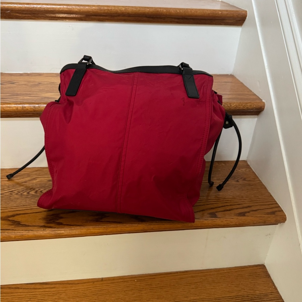 Burberry Buckleigh Tote Bag - Picture 4 of 10